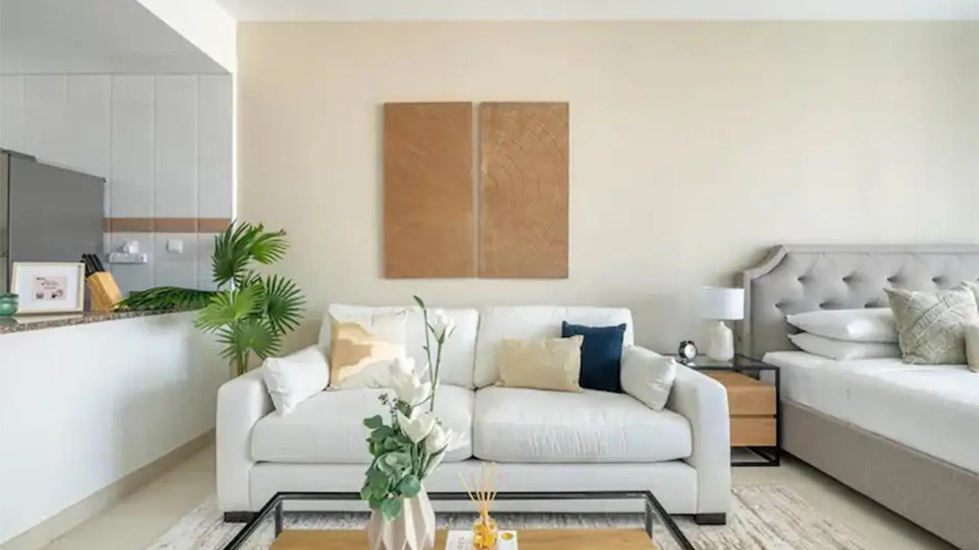 Cozy Studio Apartment With Sea & Canal View In Court Tower Dubai